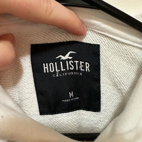 Hollister lightweight color block hoodie - Picture 2 of 3